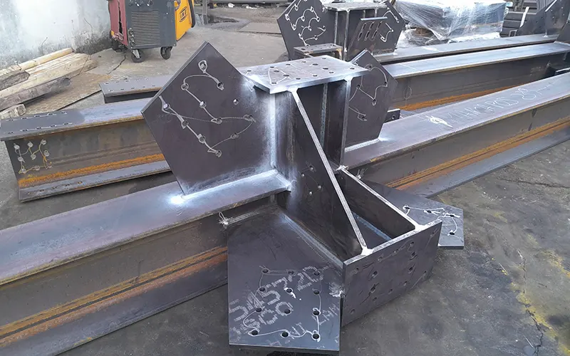 Assemblaggio strutte in ferro a Valeggio sul Mincio