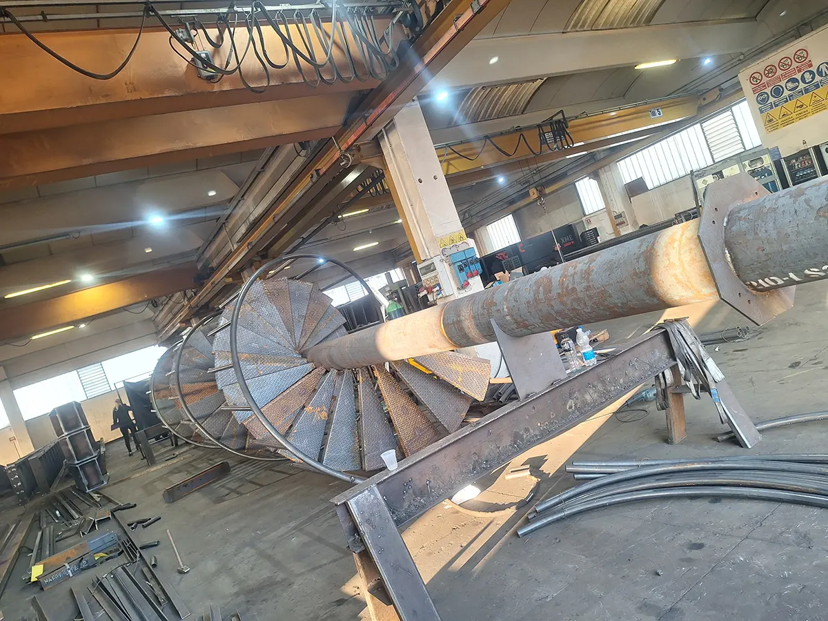 Interno azienda Mya Costruzioni metalliche srl