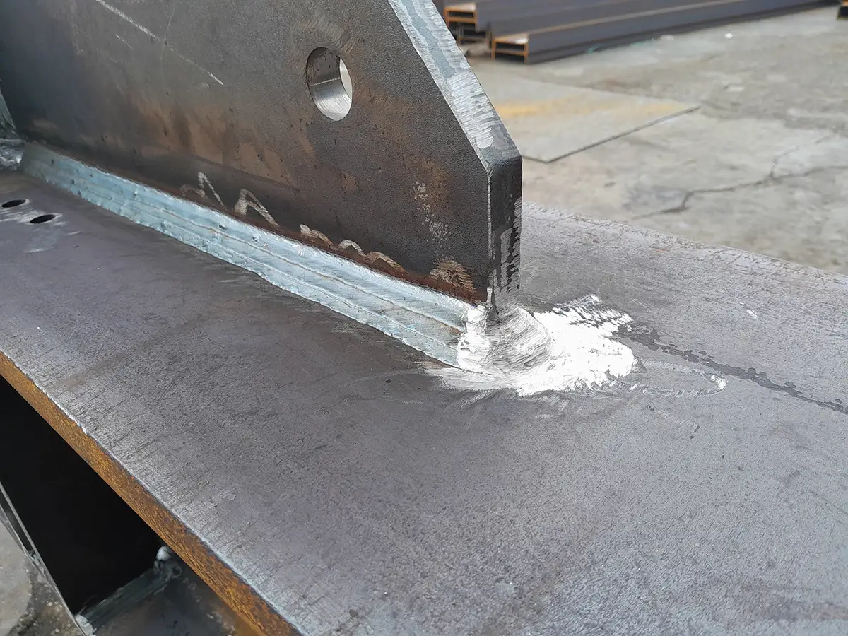 Saldatura mig su ferro